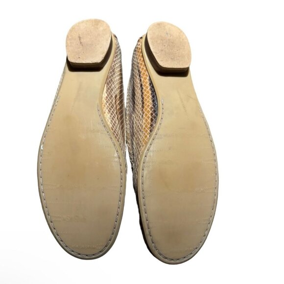 Stuart Weitzman Womens Snake Print Loafers With Tassels Size 6.5 - Picture 3 of 7